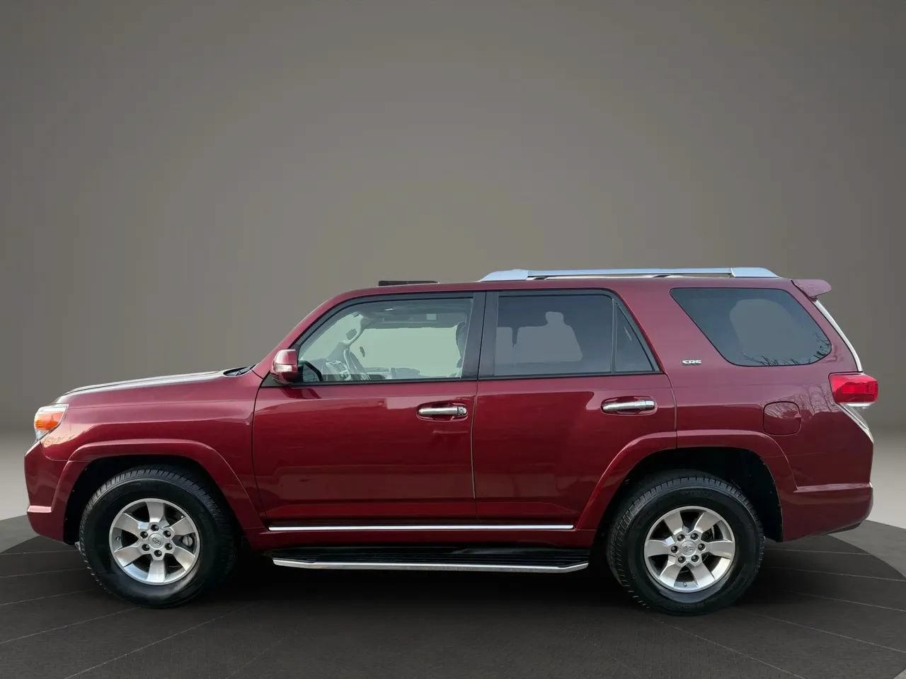Used 2012 Toyota 4Runner SR5 w/ Premium Pkg AWD/4WD image 8