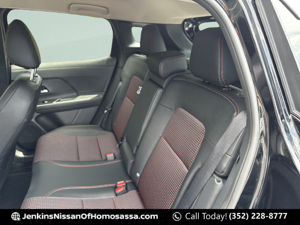 New 2026 Nissan Kicks SR FWD image 25