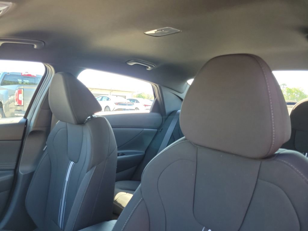 Used 2026 Hyundai Elantra Sport w/ Cargo Package FWD image 20