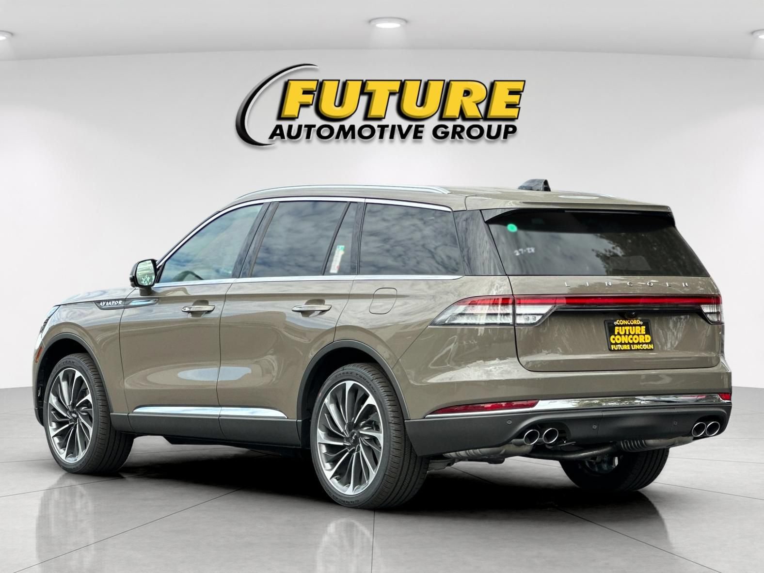 New 2026 Lincoln Aviator Reserve AWD/4WD image 5