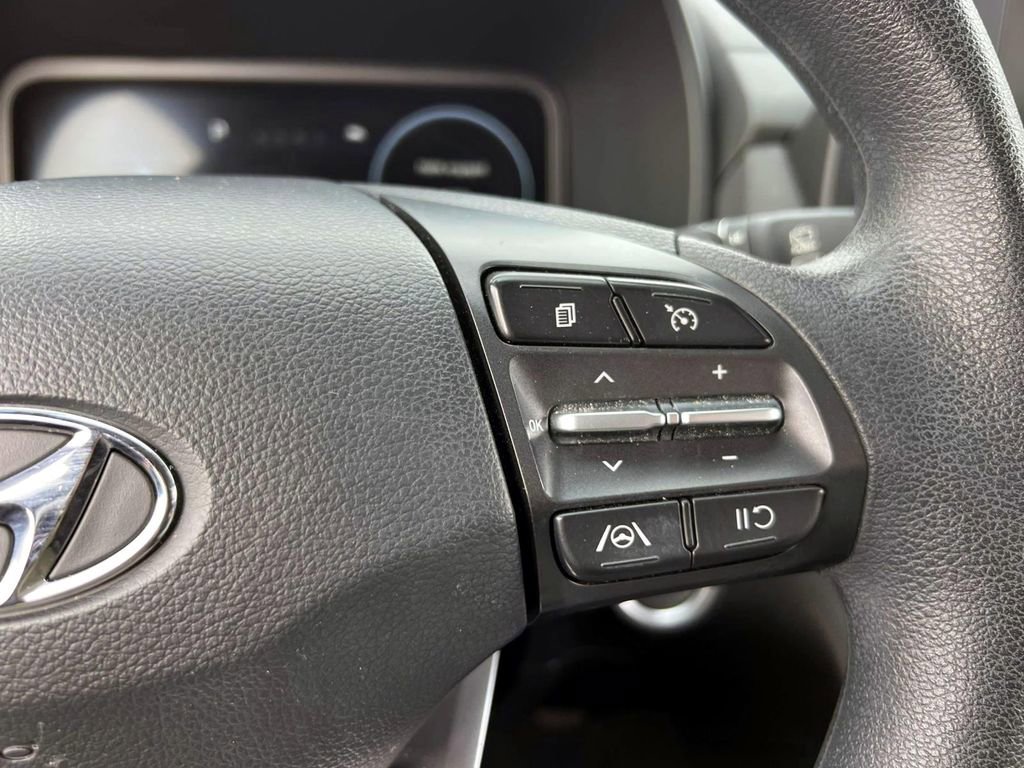 Certified 2023 Hyundai Kona SE w/ Cargo Package image 25