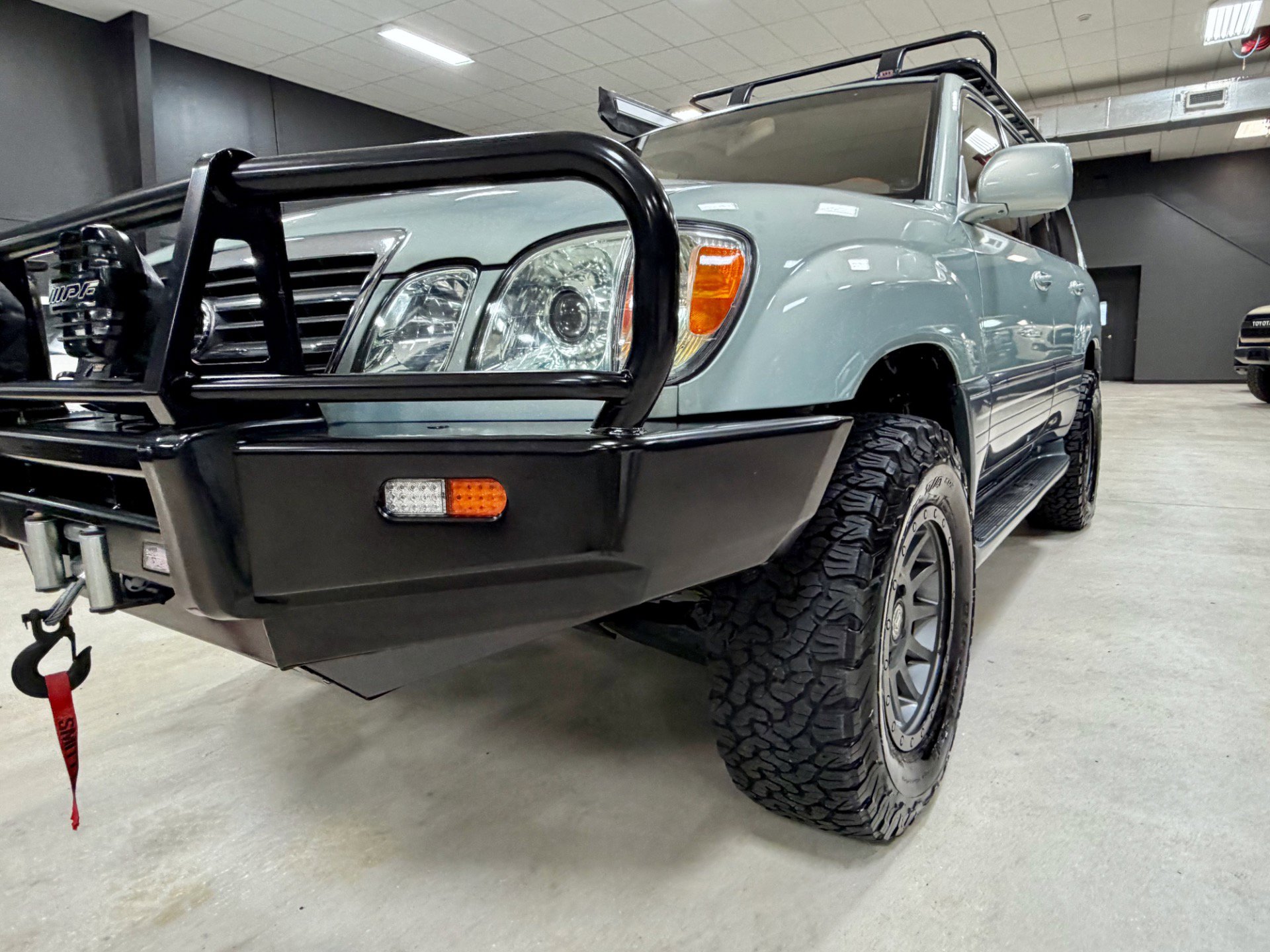 Used 2003 Lexus LX 470 4WD image 14