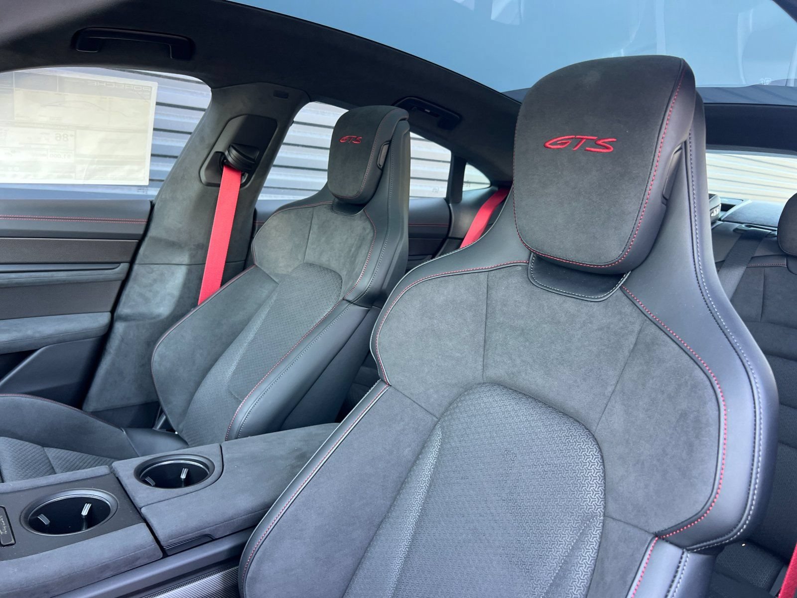 New 2026 Porsche Taycan GTS AWD/4WD image 5