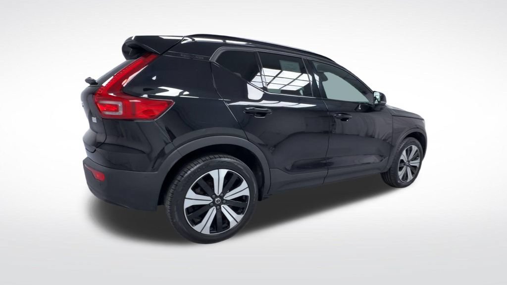 Used 2023 Volvo XC40 Recharge Plus AWD/4WD image 8