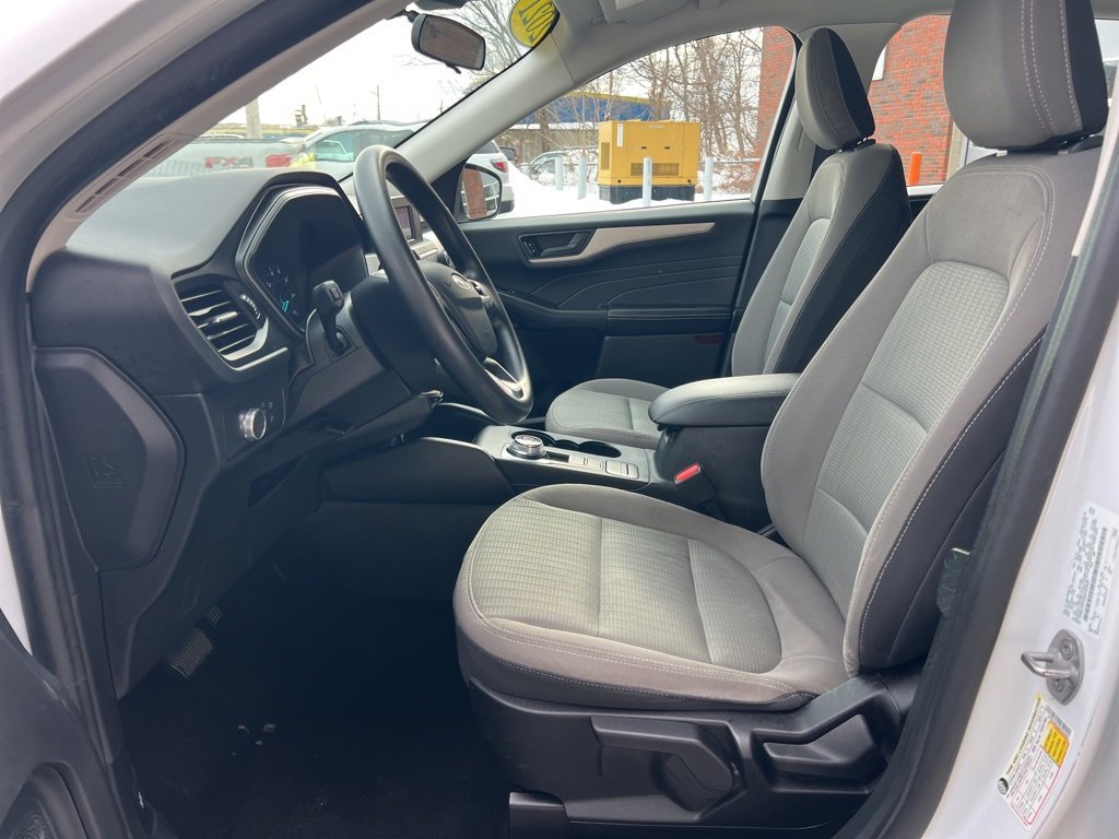 Used 2021 Ford Escape S image 11