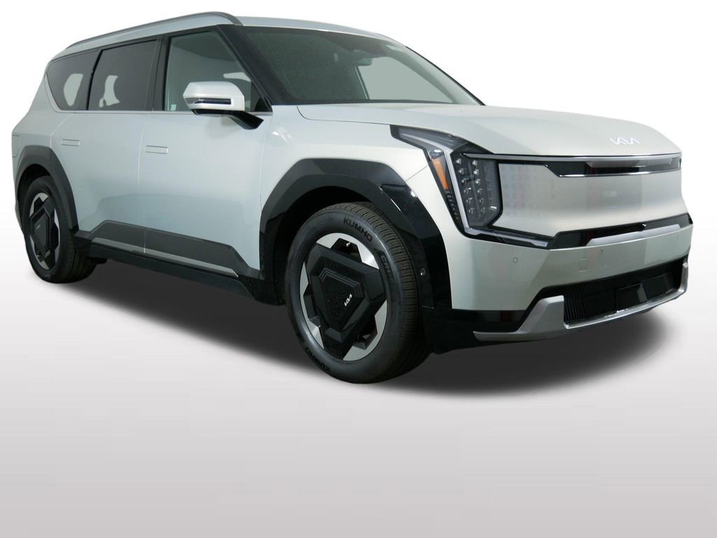 Certified 2024 Kia EV9 Land image 2