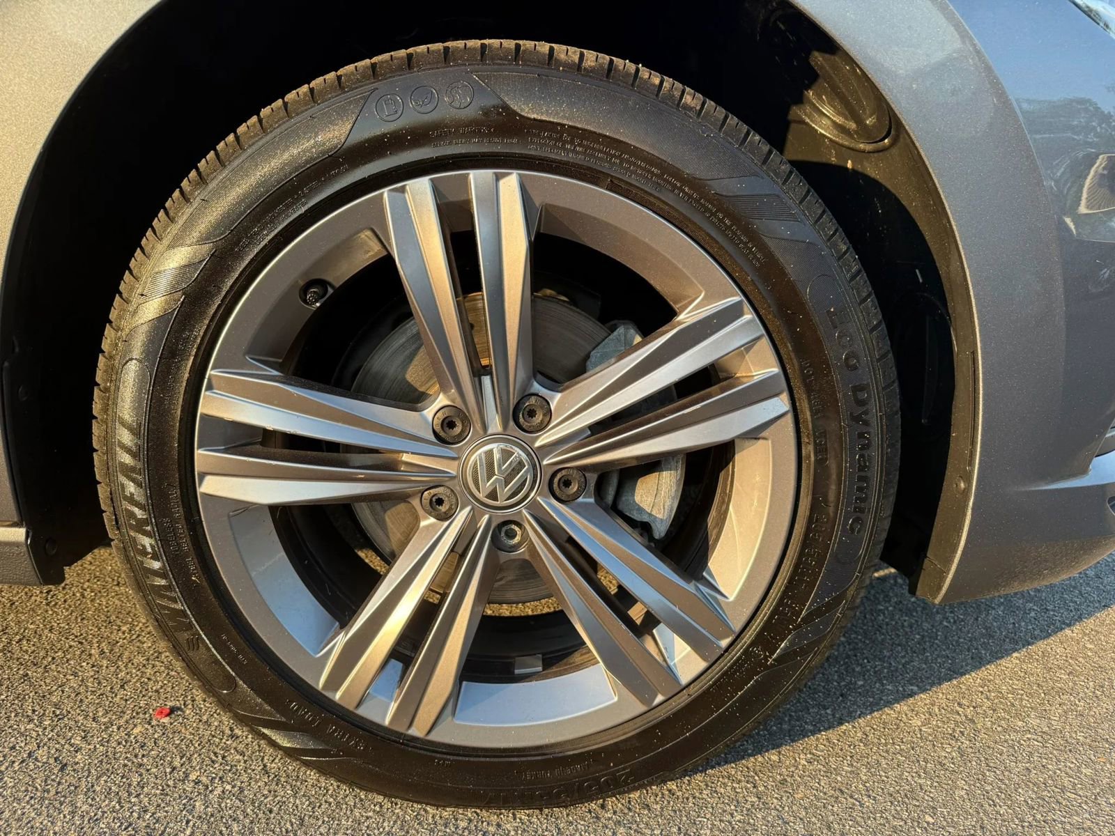 Used 2019 Volkswagen Jetta R-Line w/ R-Line Cold Weather Package FWD image 36
