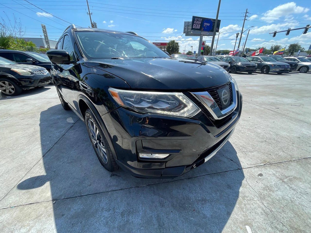 Used 2017 Nissan Rogue SL w/ SL Premium Package AWD/4WD image 2
