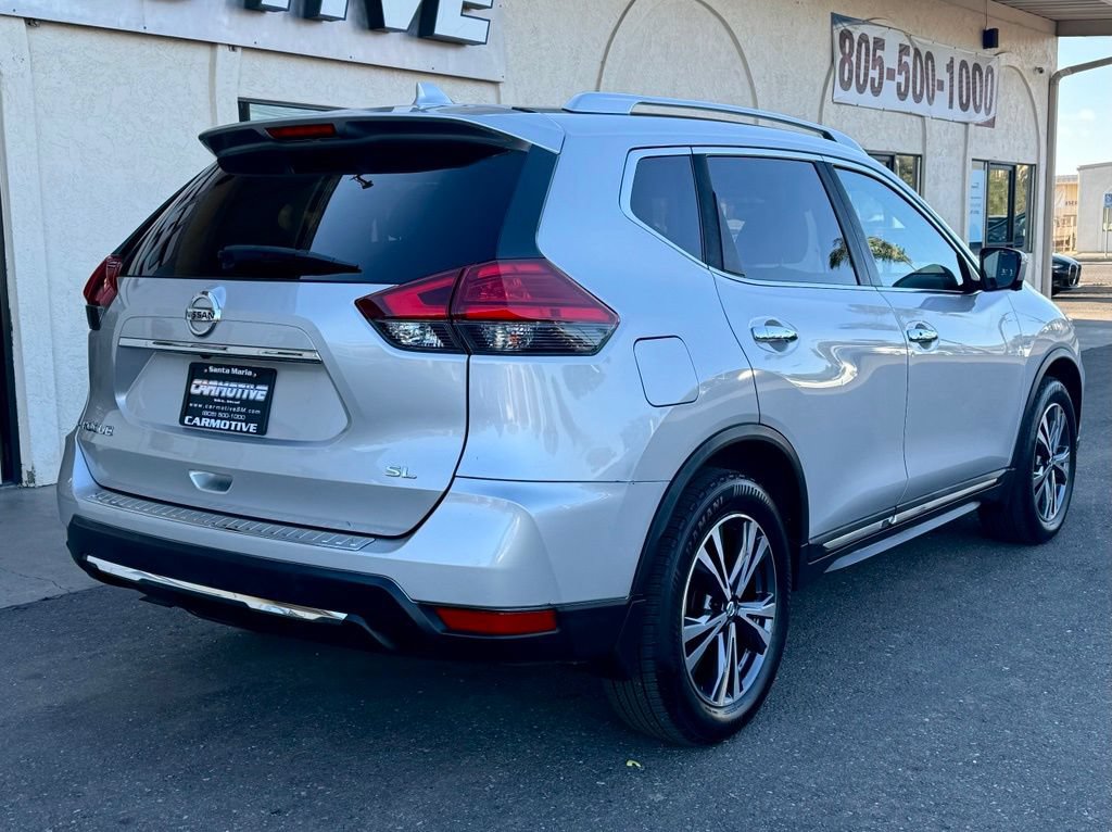 Used 2017 Nissan Rogue SL FWD image 4
