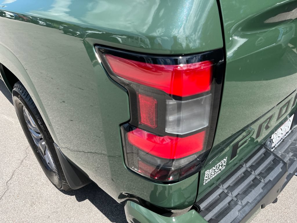 Used 2022 Nissan Frontier SV w/ Technology Package RWD image 38