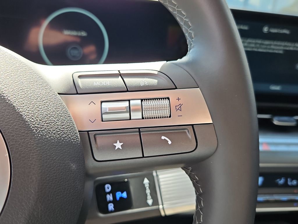 Used 2026 Hyundai Kona SEL Premium image 26