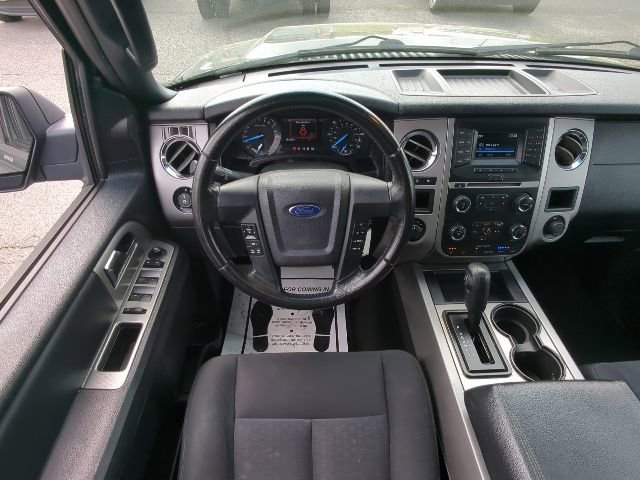 Used 2016 Ford Expedition XLT AWD/4WD image 6
