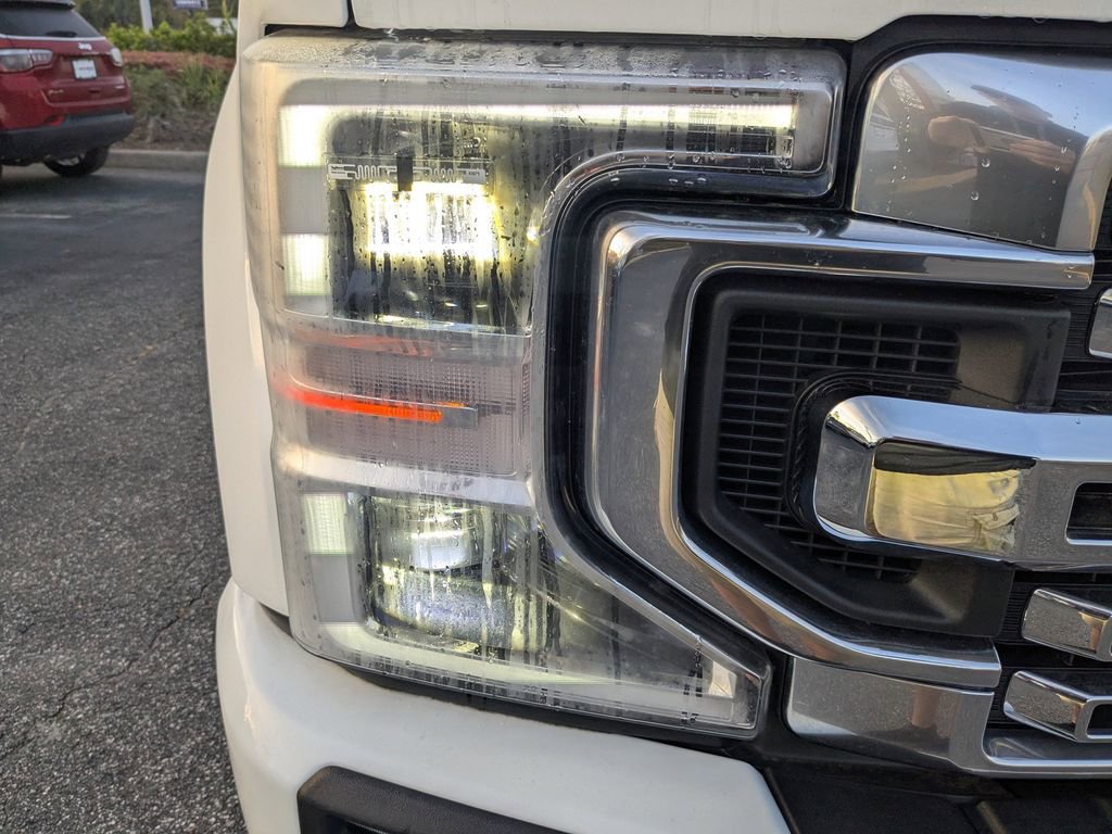 Used 2022 Ford F350 Limited image 10