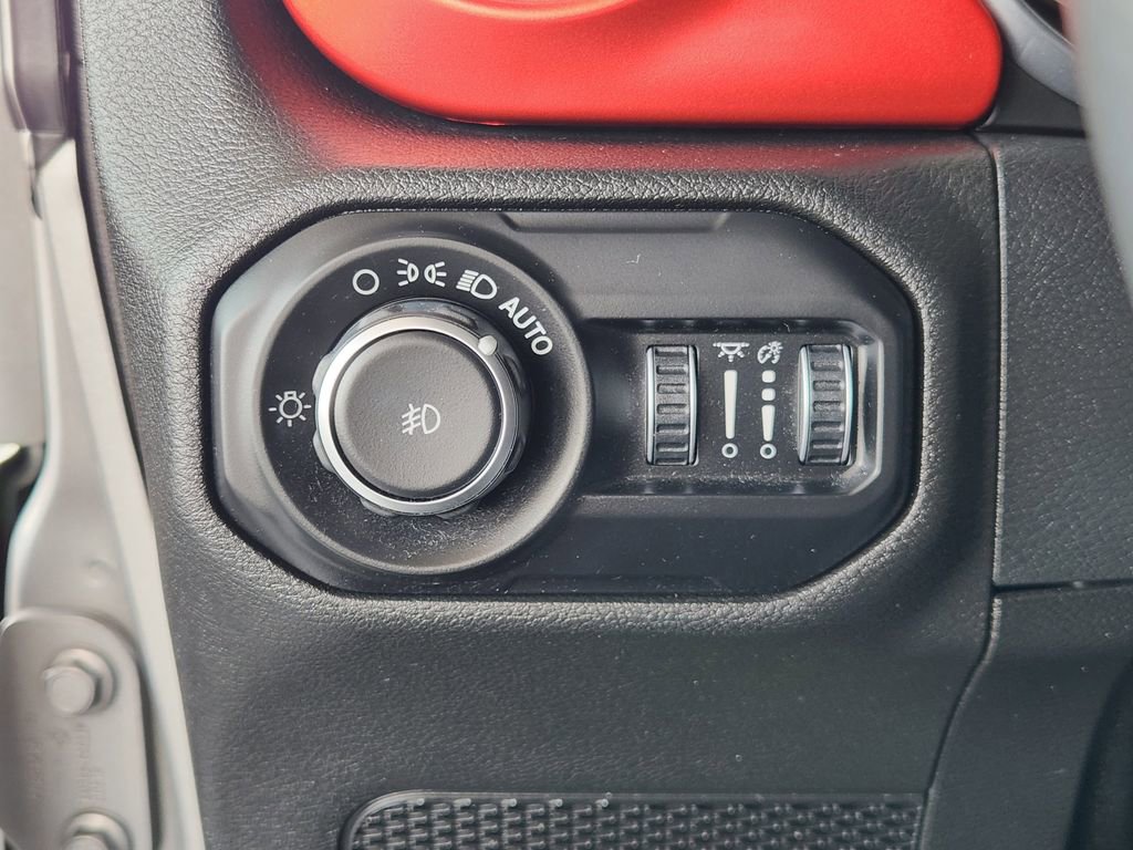 Used 2018 Jeep Wrangler Unlimited Rubicon AWD/4WD image 22
