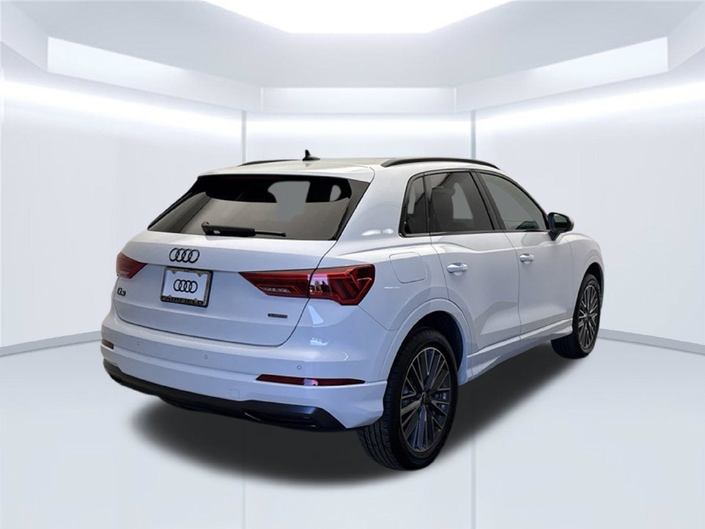 Used 2024 Audi Q3 2.0T Premium Plus w/ Premium Plus Package AWD/4WD image 9