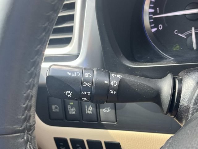 Used 2015 Toyota Highlander Limited Platinum AWD/4WD image 44
