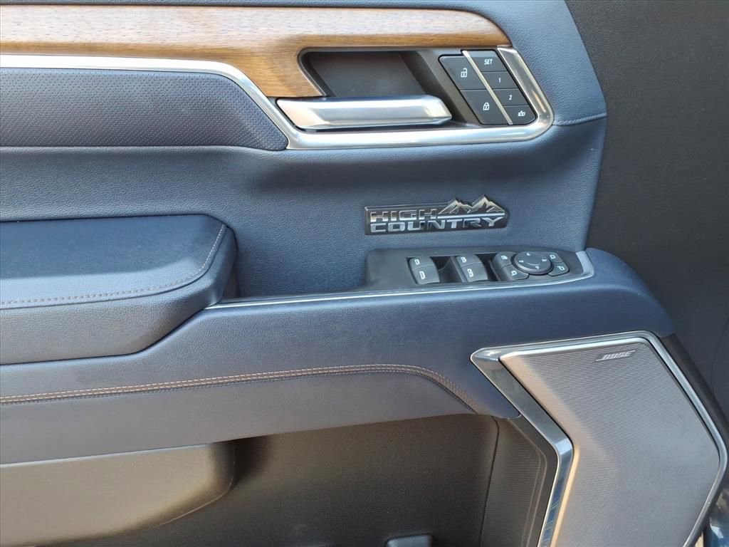 Certified 2022 Chevrolet Silverado 1500 High Country w/ High Country Premium Package image 10