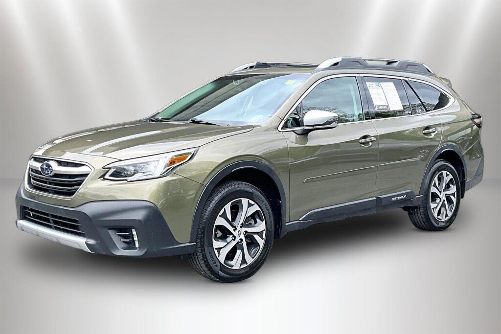 Used 2020 Subaru Outback Touring w/ Popular Package #2 AWD/4WD image 3