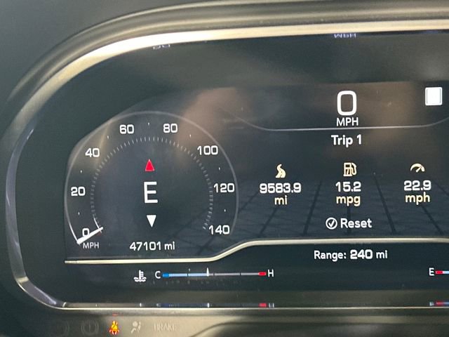 Used 2023 GMC Yukon XL SLT w/ SLT Premium Package image 37