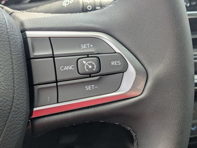 New 2026 Jeep Compass Latitude AWD/4WD image 18