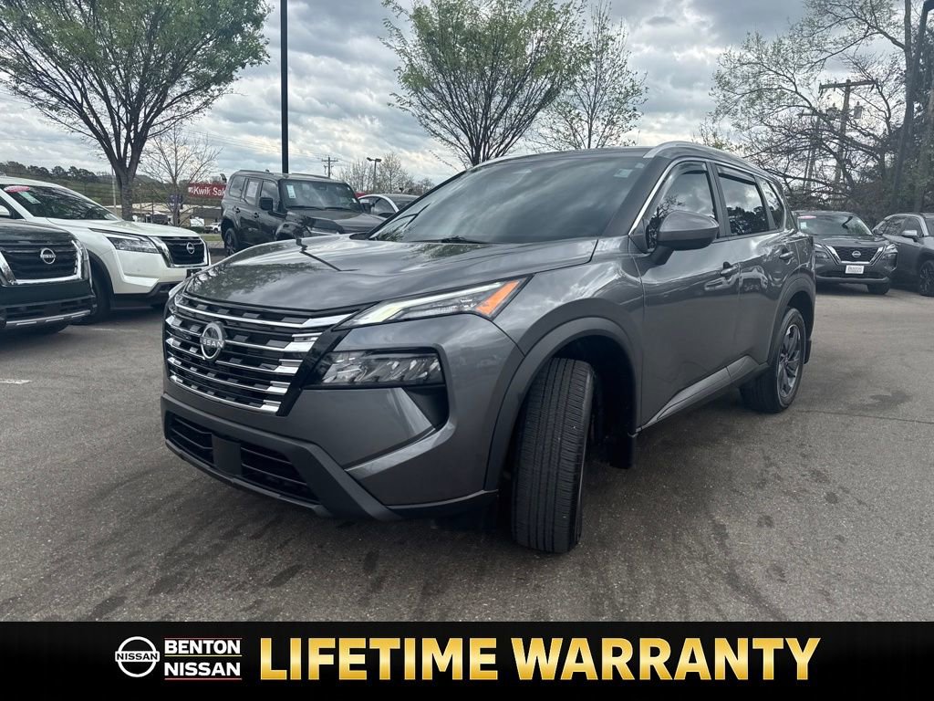 Certified 2025 Nissan Rogue SV w/ SV Premium Package image 4