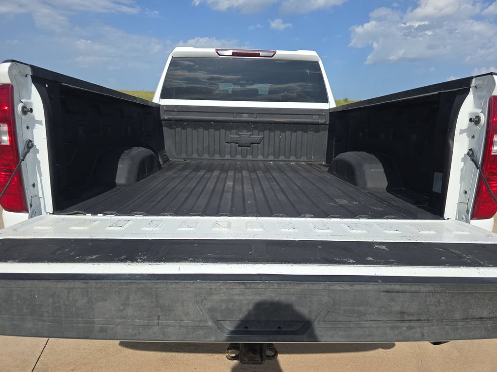 Used 2020 Chevrolet Silverado 2500 LT AWD/4WD image 12