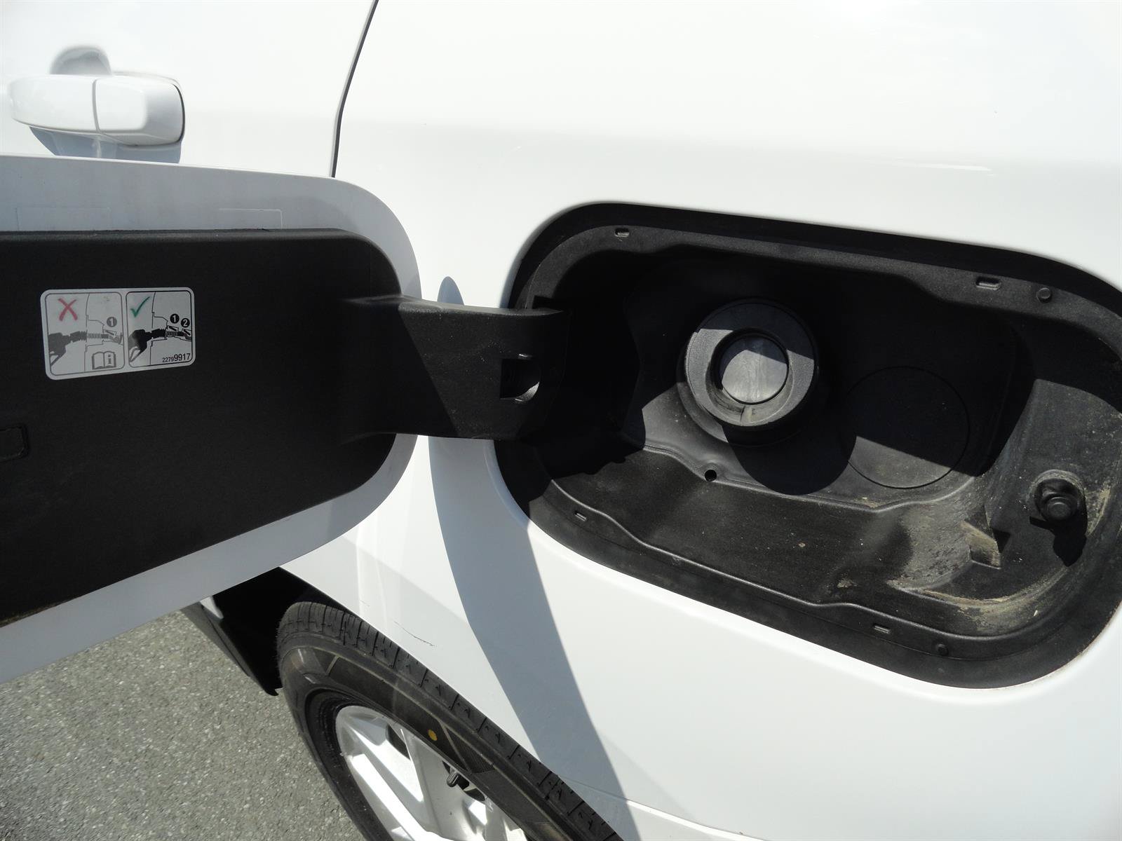 Used 2022 Chevrolet Equinox LT AWD/4WD image 19