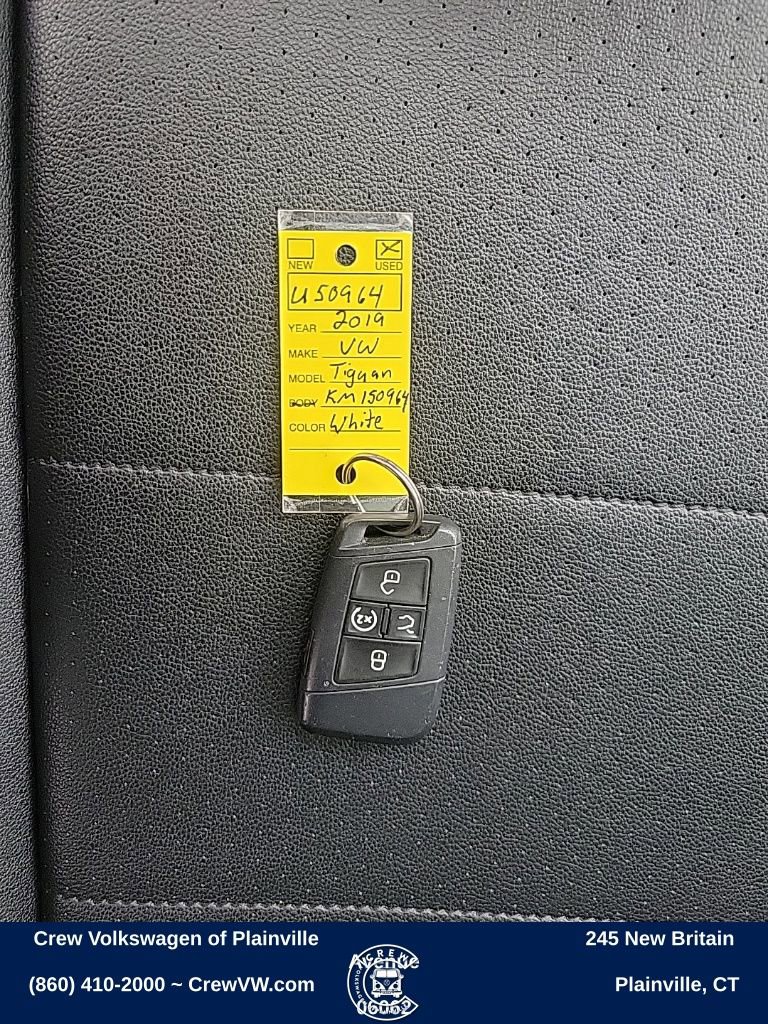 Used 2019 Volkswagen Tiguan SE image 38