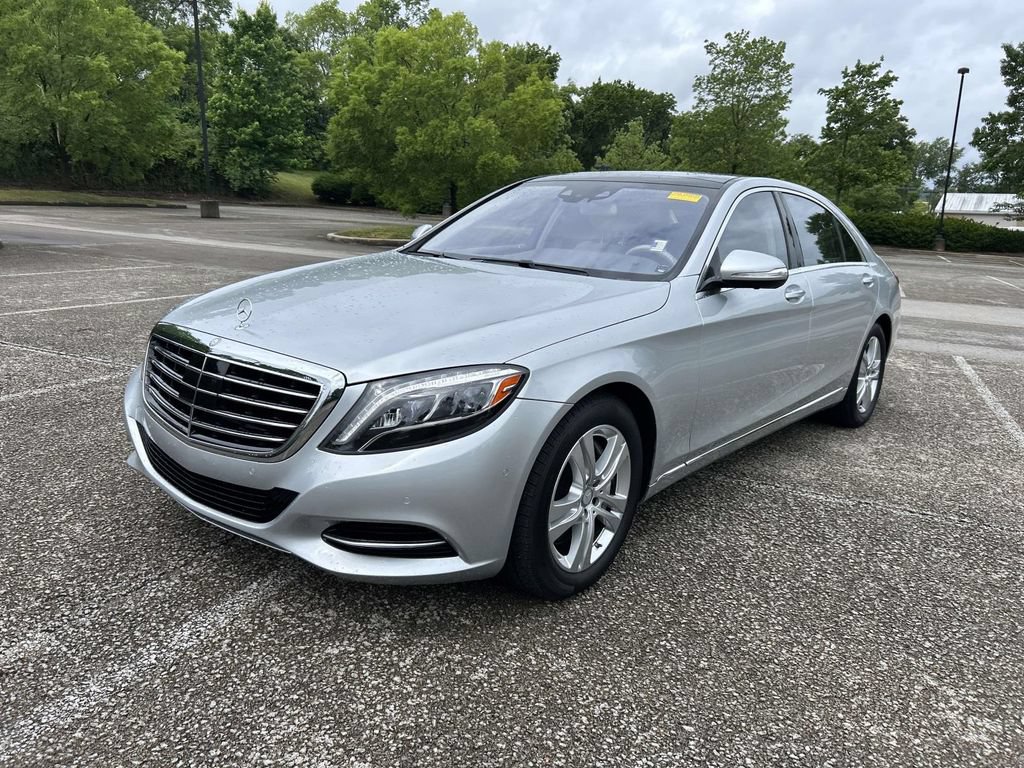 Used 2017 Mercedes-Benz S 550 Sedan image 3