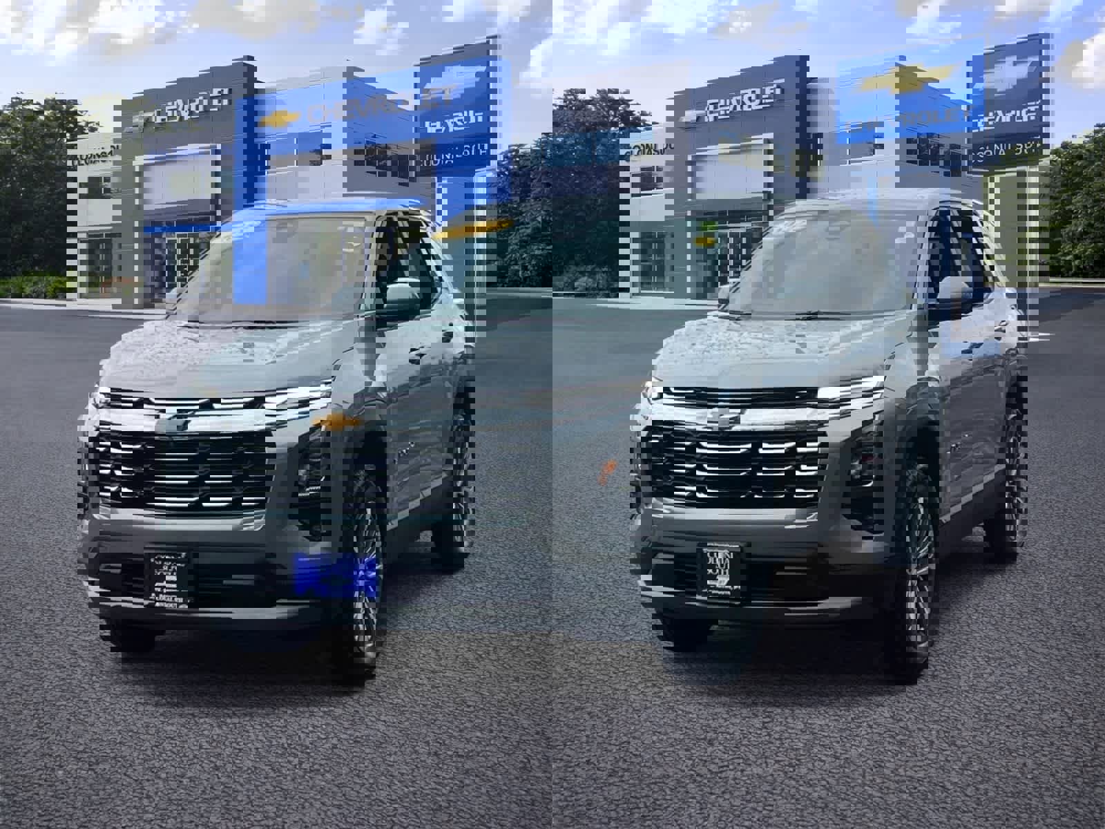 Certified 2025 Chevrolet Equinox LT w/ Safety and Technology Package AWD/4WD image 2