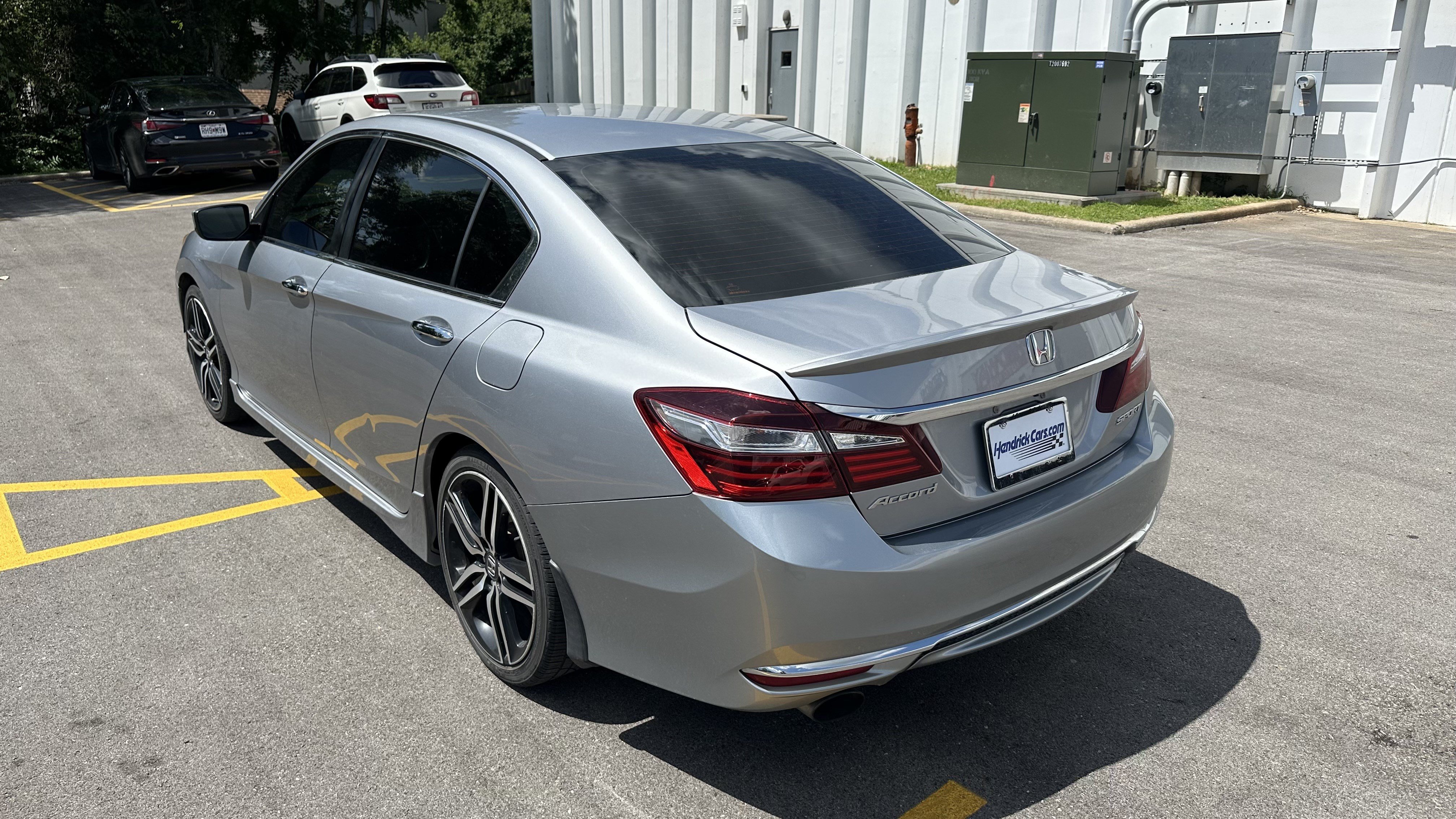 Used 2017 Honda Accord Sport image 8