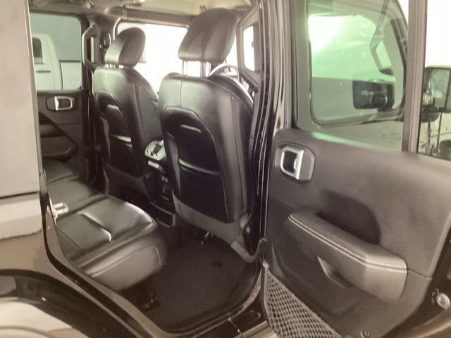 Used 2020 Jeep Wrangler Unlimited Sahara AWD/4WD image 22