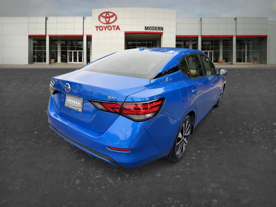 Used 2022 Nissan Sentra SV w/ SV Premium Package FWD image 5