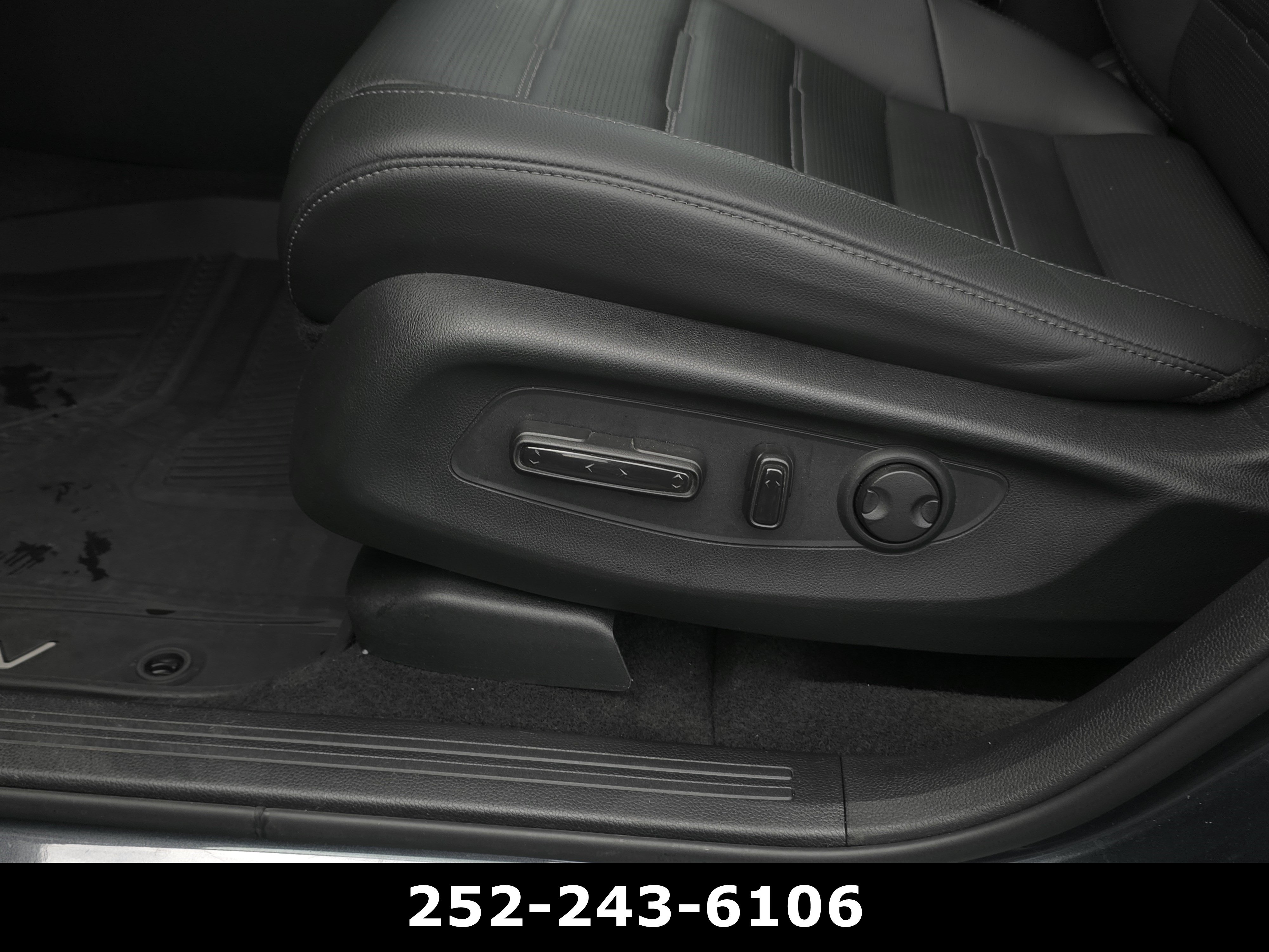 Used 2024 Honda CR-V EX-L image 11