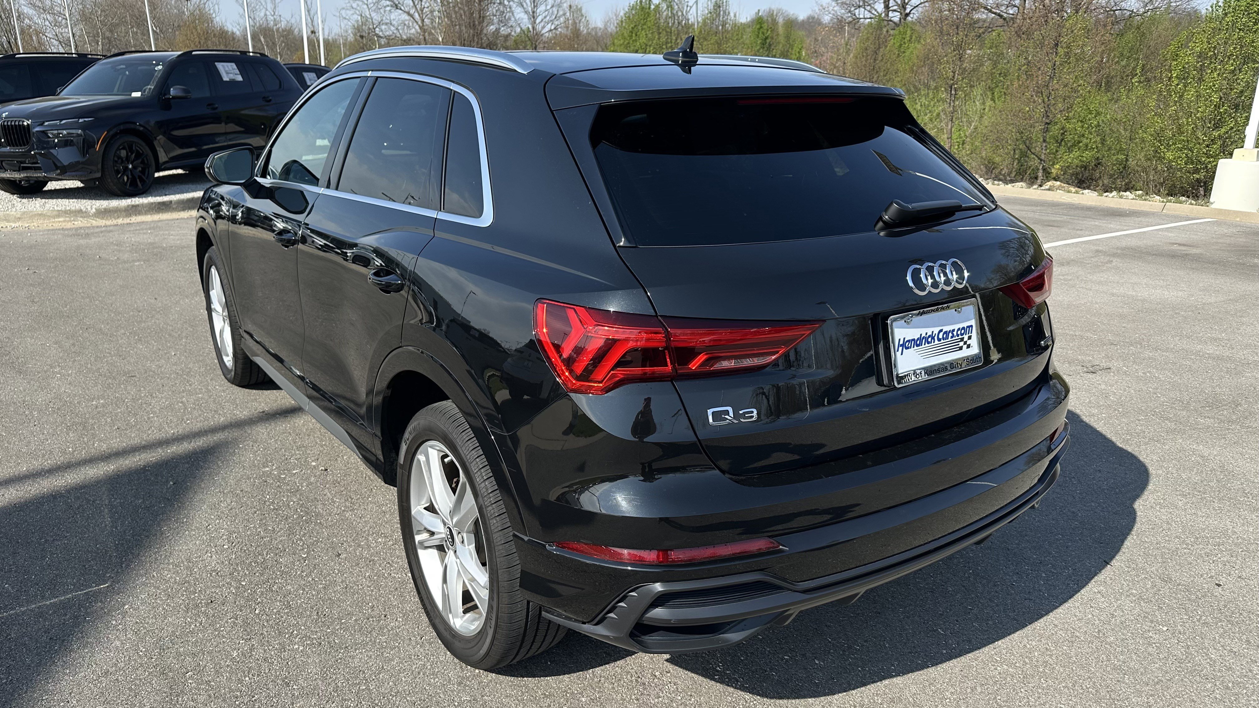 Used 2021 Audi Q3 2.0T Premium w/ 19" Wheel Package image 8