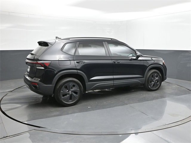 New 2025 Volkswagen Taos S image 15