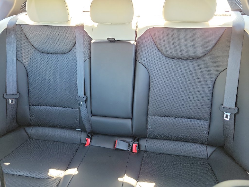 Used 2025 Kia K4 EX w/ GT-Line Premium Package FWD image 17