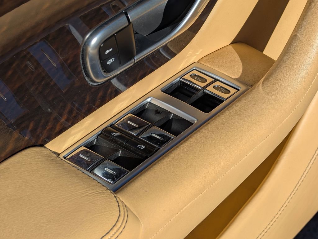 Used 2013 Bentley Continental GT image 20