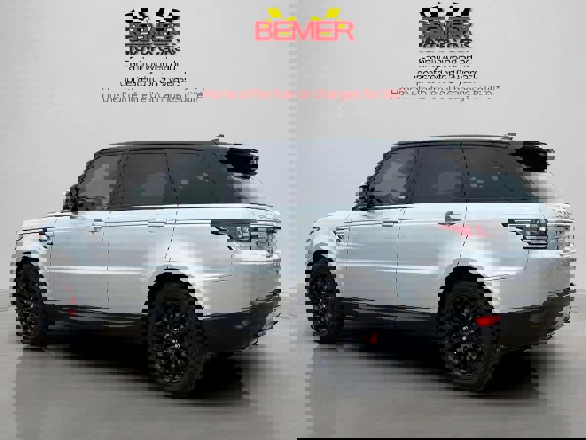 Used 2017 Land Rover Range Rover Sport image 3