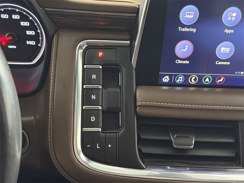 Used 2021 Chevrolet Suburban High Country image 22