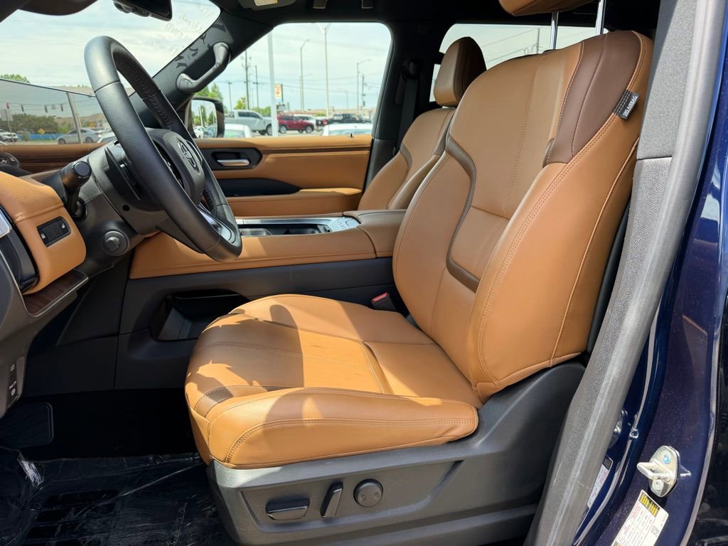 Used 2025 Nissan Armada SL w/ Captain's Chari Seat Package RWD image 9