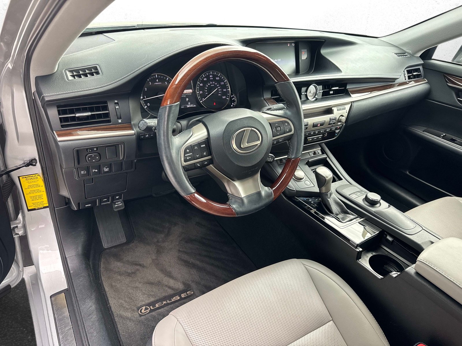 Used 2017 Lexus ES 350 w/ Premium Package FWD image 21