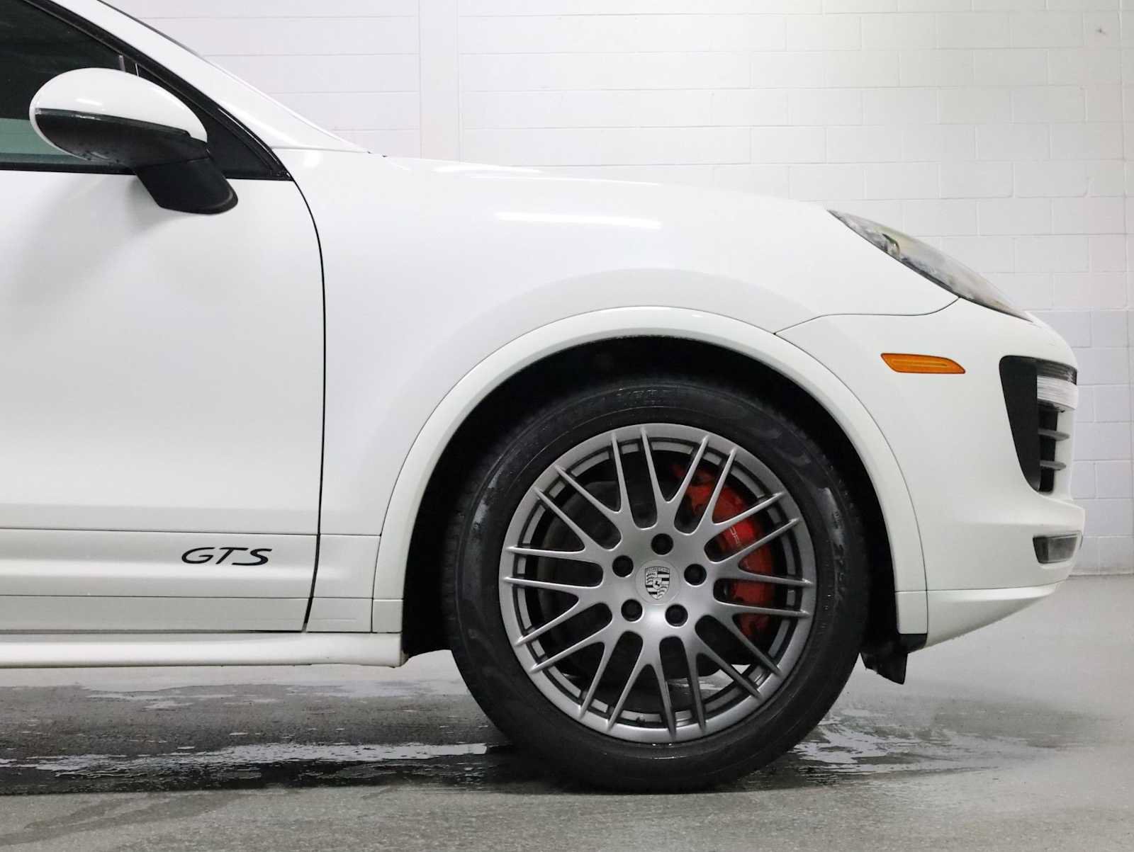 Used 2016 Porsche Cayenne GTS AWD/4WD image 11