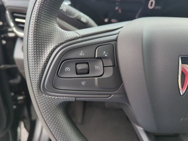 Used 2025 Buick Envista Preferred image 21