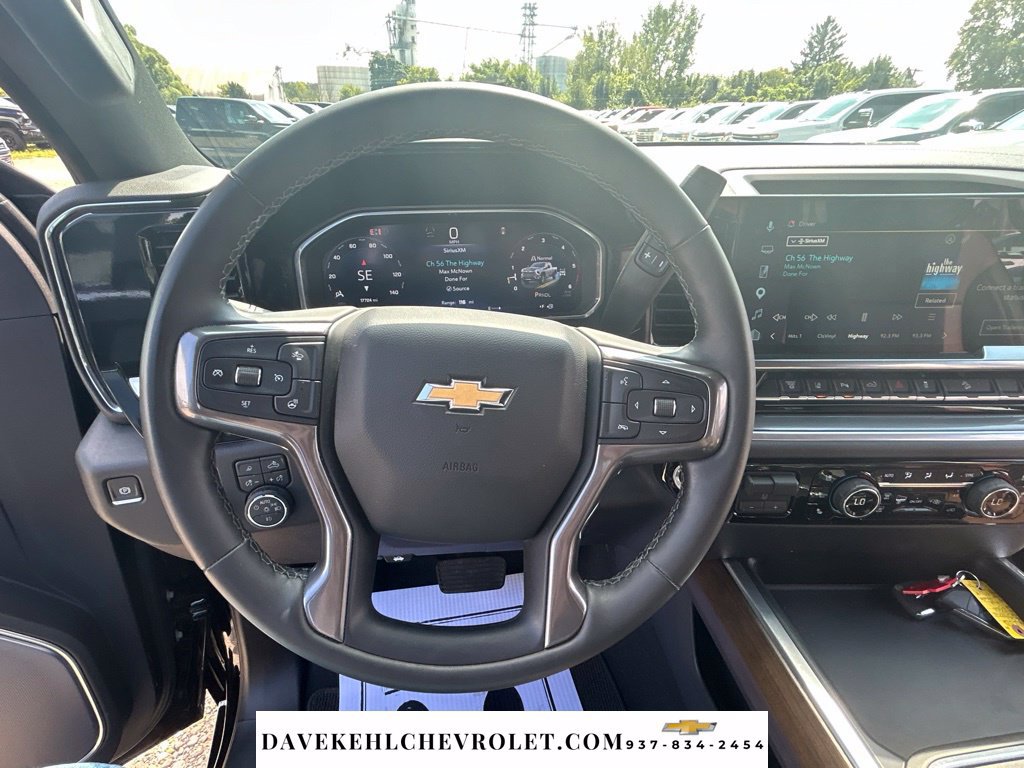 Used 2026 Chevrolet Silverado 2500 High Country w/ High Country Premium Package AWD/4WD image 25