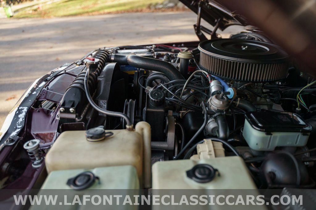 Used 1991 Jeep Grand Wagoneer image 50