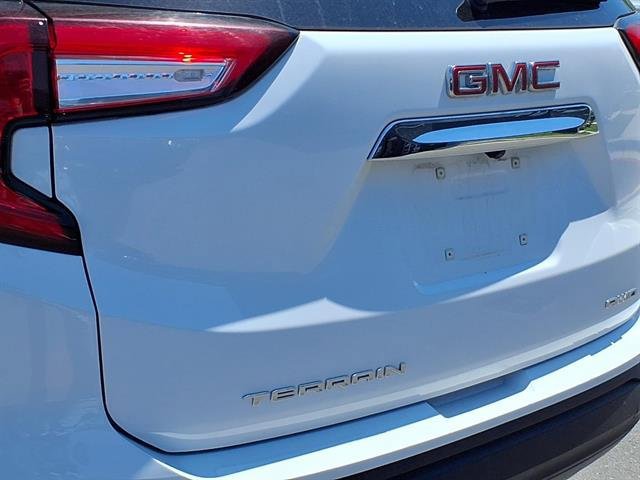 Used 2024 GMC Terrain SLE AWD/4WD image 22