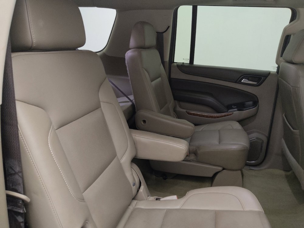 Used 2017 Chevrolet Suburban Premier AWD/4WD image 19