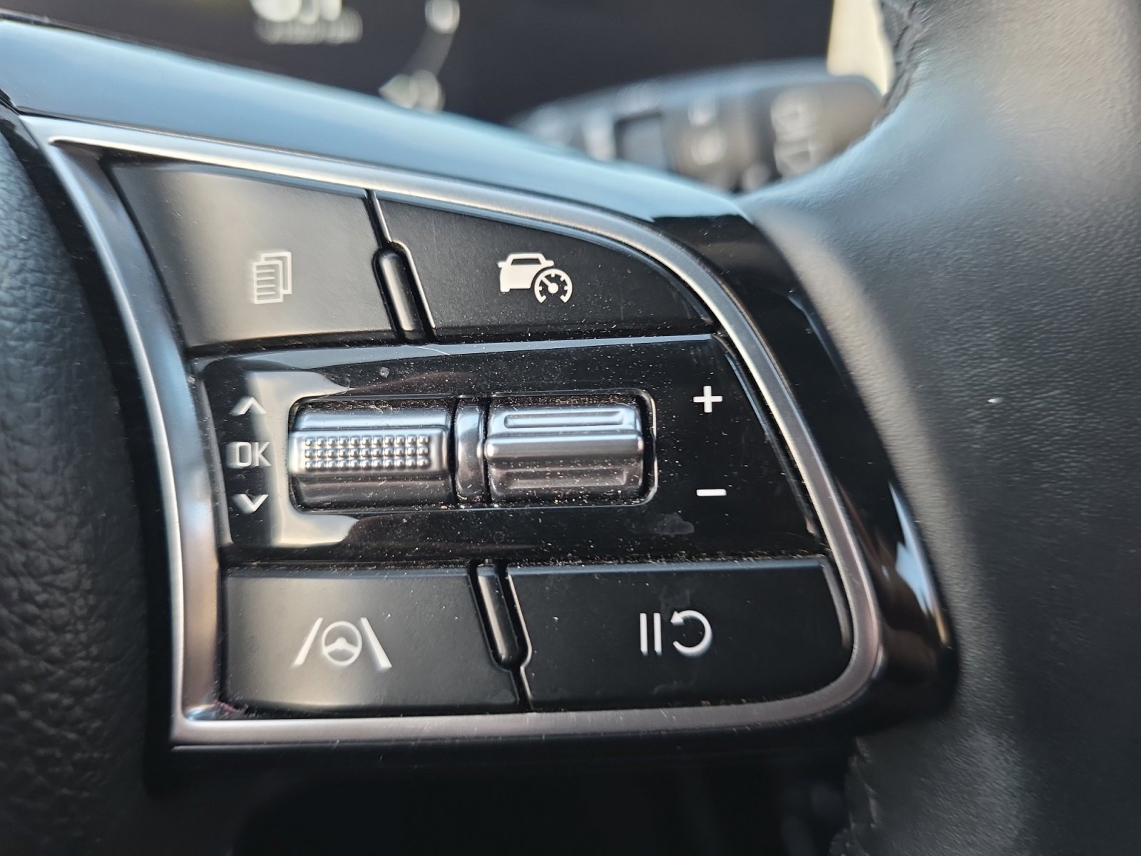 Certified 2024 Kia Seltos S image 20