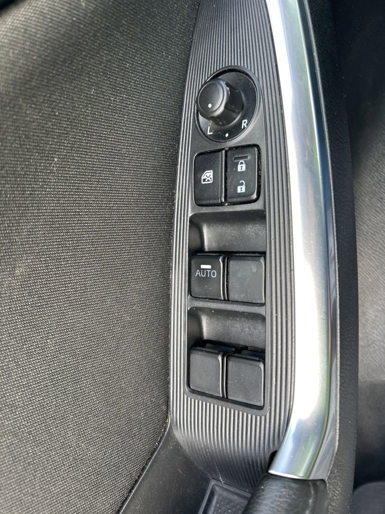 Used 2014 MAZDA CX-5 Touring image 19